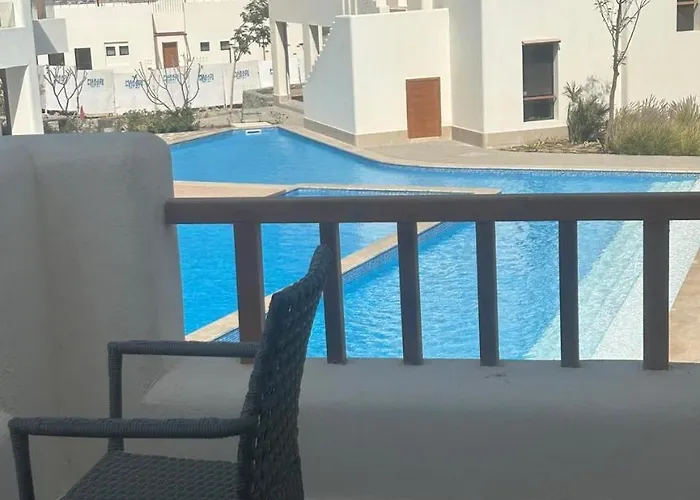 Tranquil 3-bedroom In Makadi Heights, - Private Rooftop Pool, Lagoon And Nyaraló *