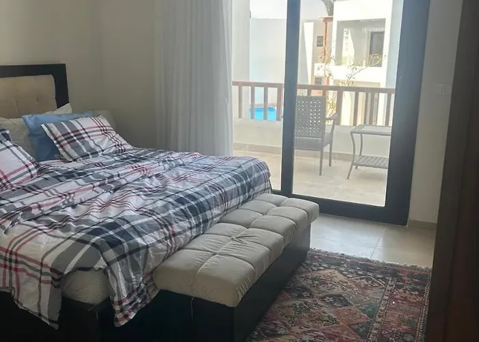 Tranquil 3-bedroom In Makadi Heights, - Private Rooftop Pool, Lagoon And Nyaraló *